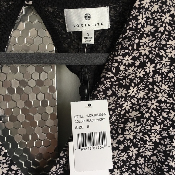 NWT➡️ Socialite Floral print Ruffle Minidress - Picture 7 of 10